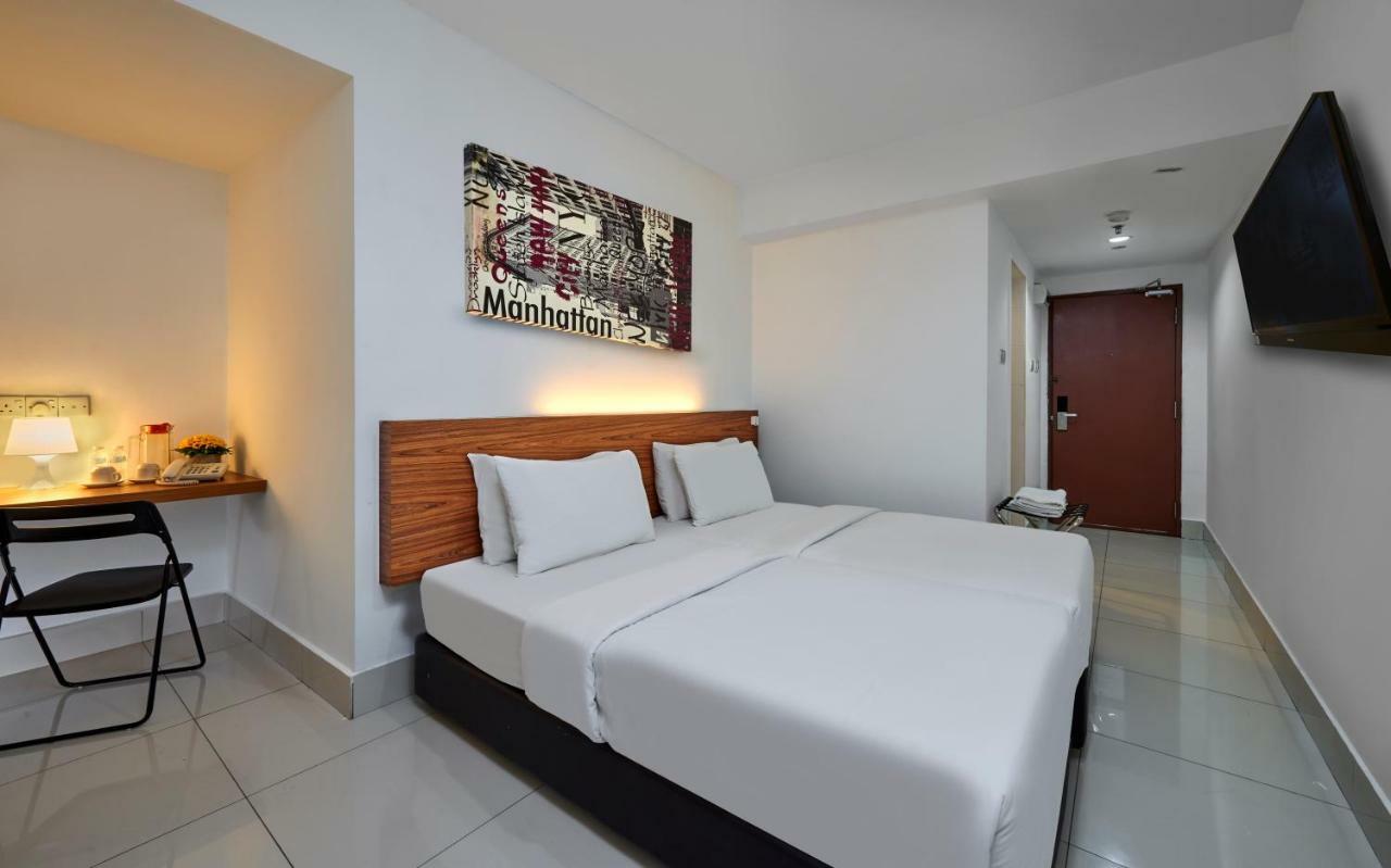 วี โฮเต็ล กัวลาลัมเปอร์ Hotel ภายนอก รูปภาพ